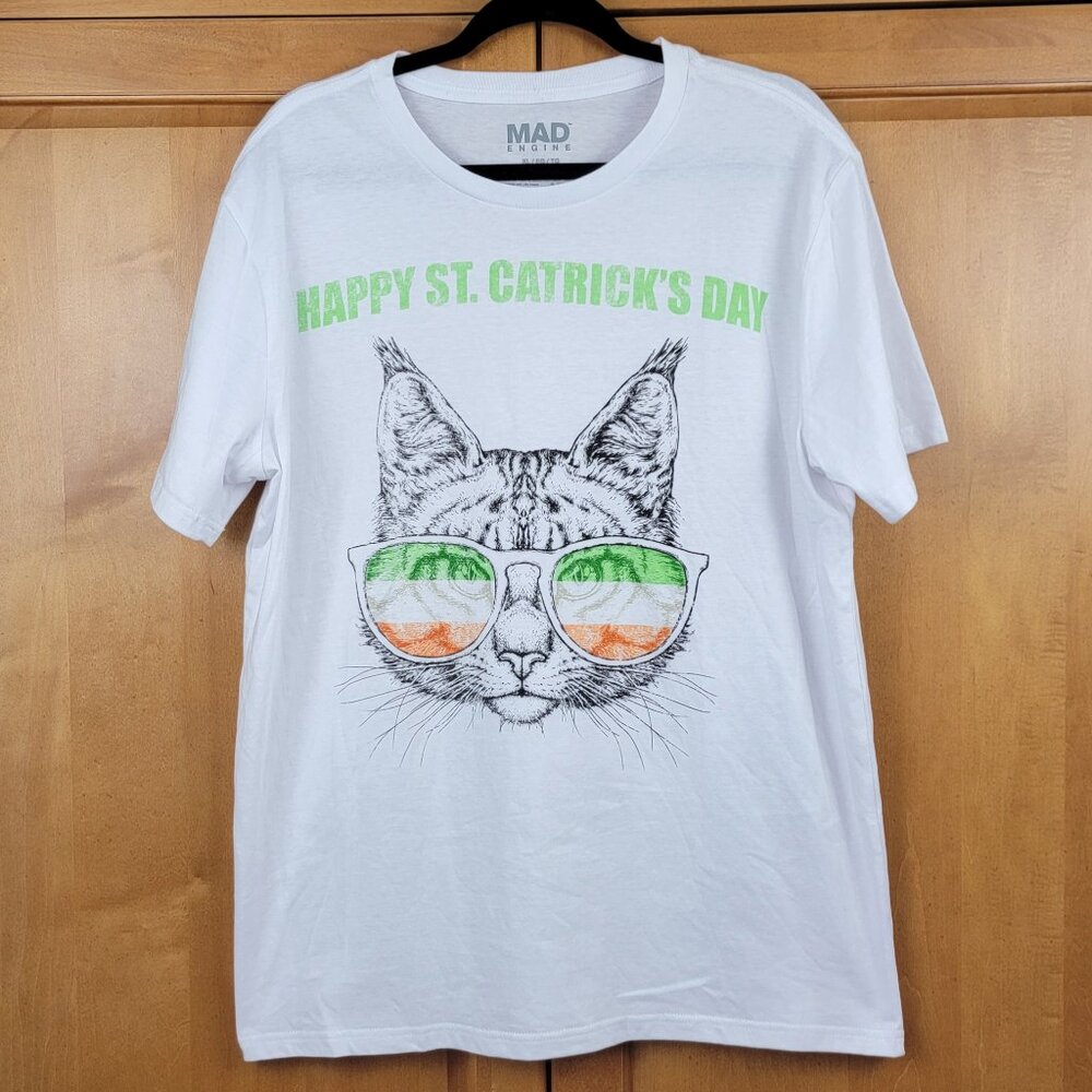 NWT Mad Engine White Unisex Happy St. Catrick's Day Cat Face Crew Neck Tee - XL